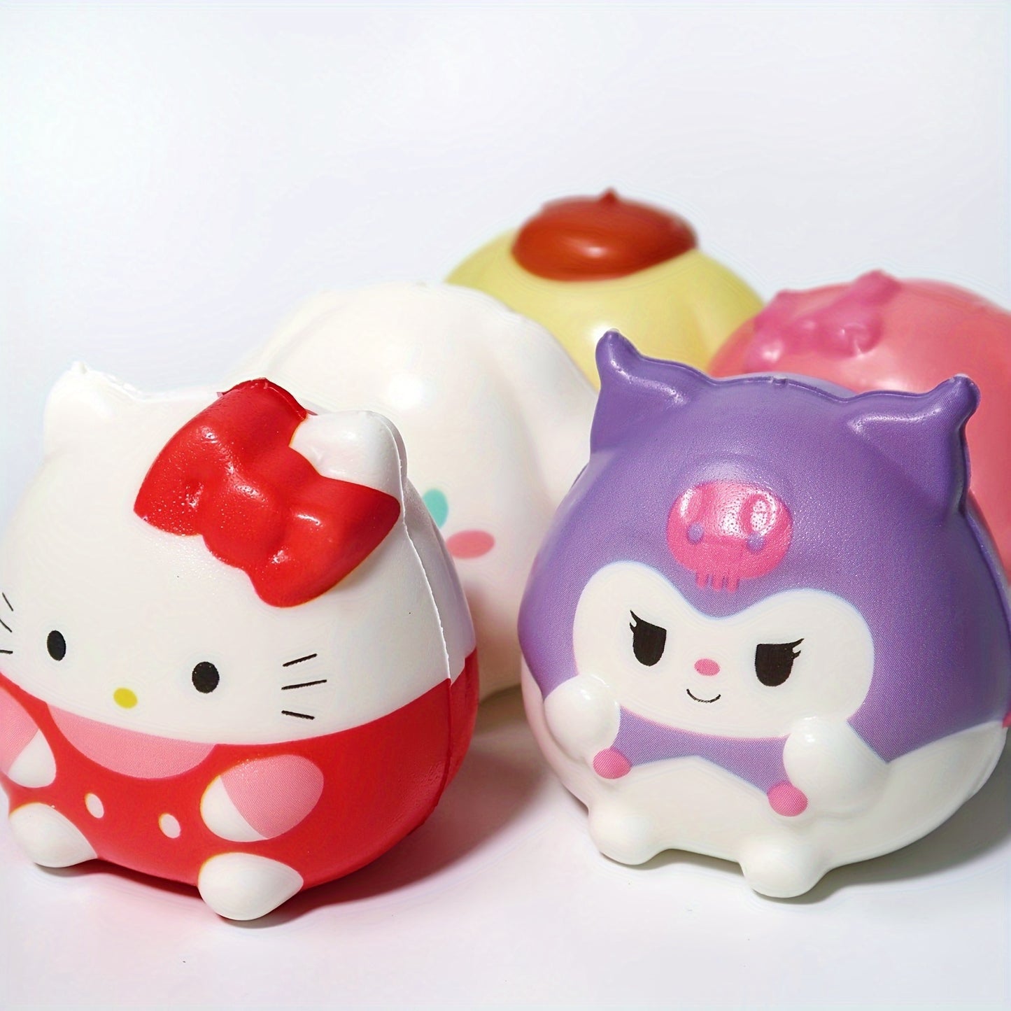 Sanrio Kawaii Melody Decompression Black Beauty Cinnamoroll Babycinnamoroll Squishy Cartoon Hand Pinch Toy, Hot Plastic Polyurethane Material, Mixed Colors, Healing Gift for Ages 14+