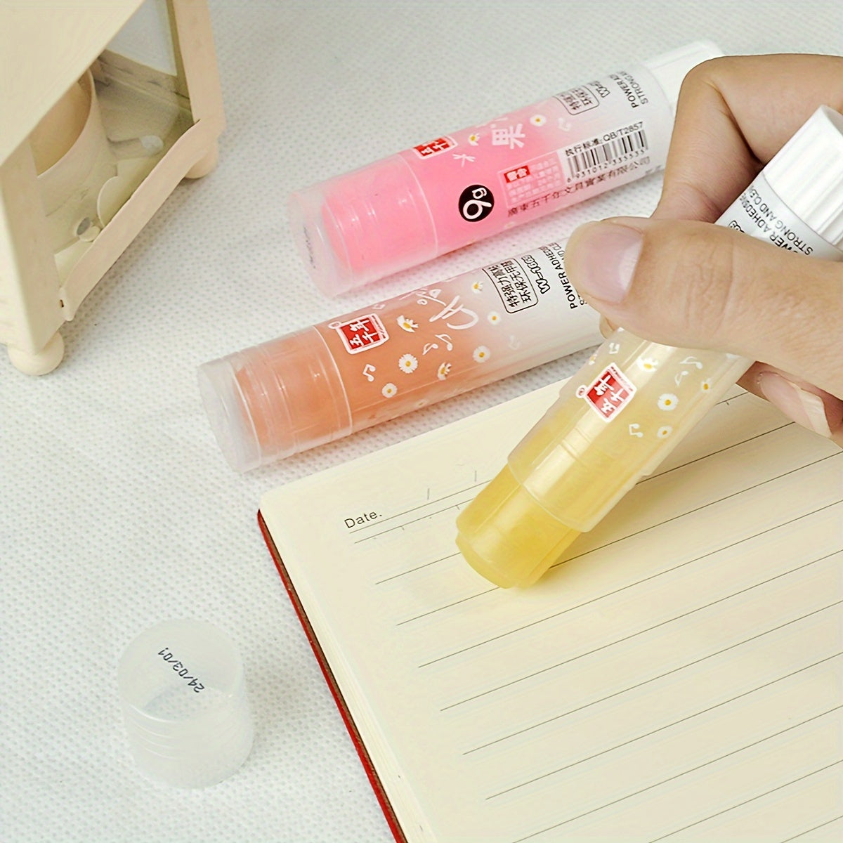 4-Pack Solid Glue Sticksn-Toxic, Multi-Age Use