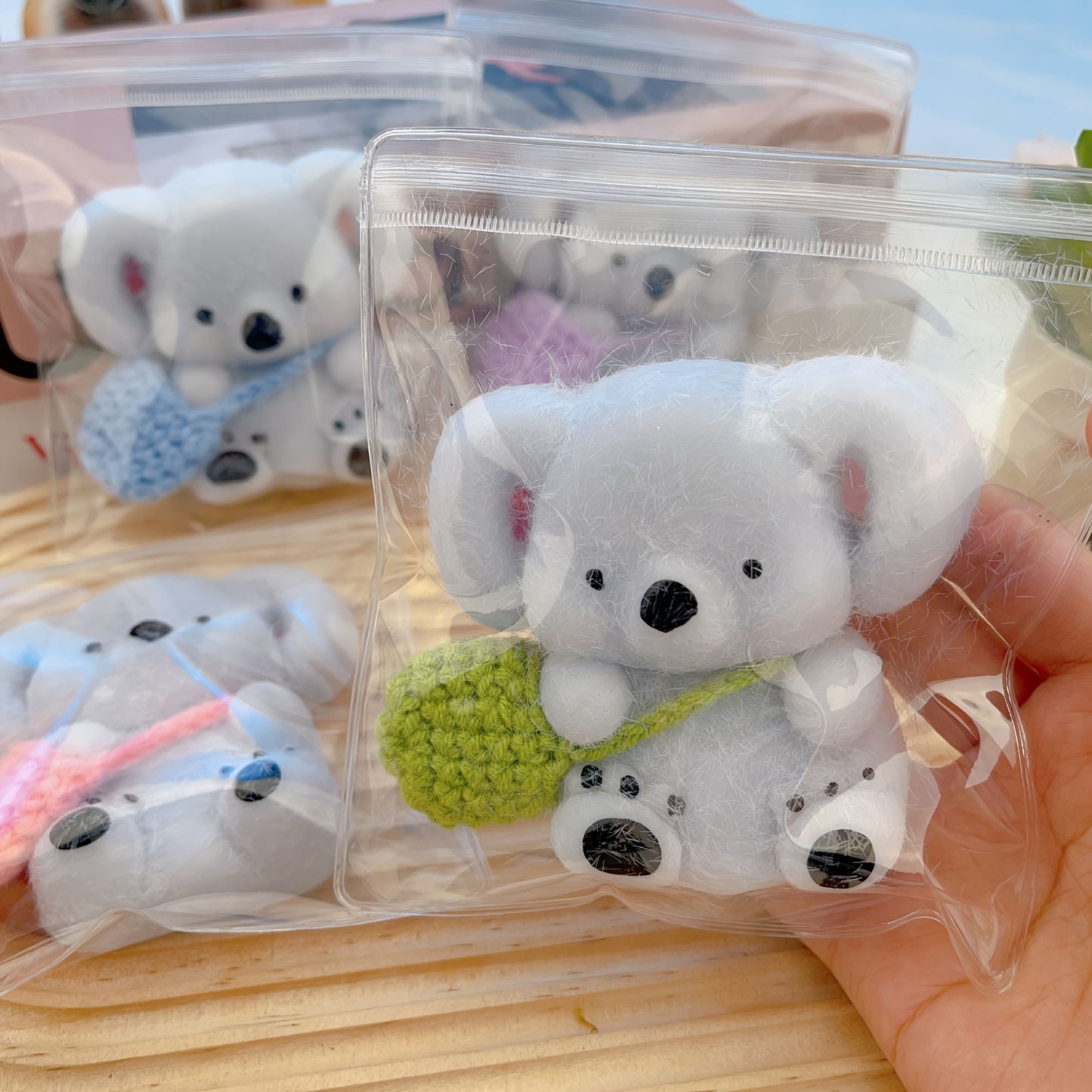1/2/3/4pcs Cute Koala Squeeze Toy with Slow Rebound, Ideal for Birthday And School Party Gifts (Random Color Backpack)