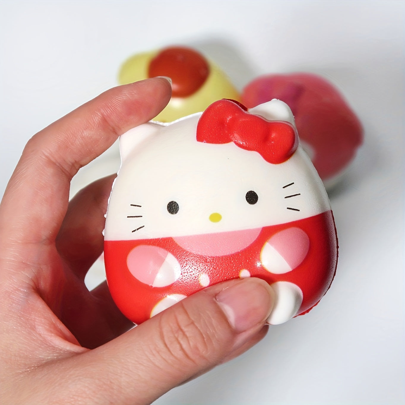 Sanrio Kawaii Melody Decompression Black Beauty Cinnamoroll Babycinnamoroll Squishy Cartoon Hand Pinch Toy, Hot Plastic Polyurethane Material, Mixed Colors, Healing Gift for Ages 14+