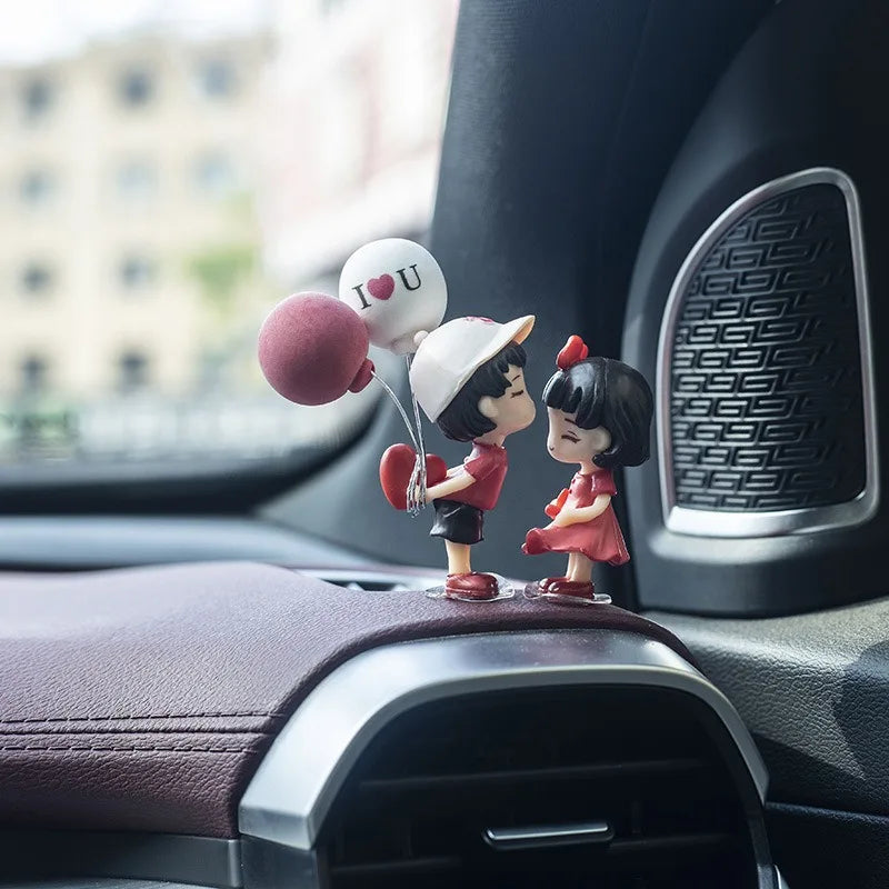 Cute Couple Car Ornaments – Kissing Balloon Dashboard Decor