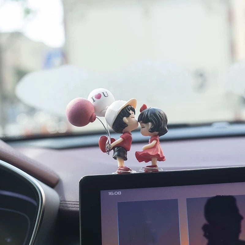 Cute Couple Car Ornaments – Kissing Balloon Dashboard Decor