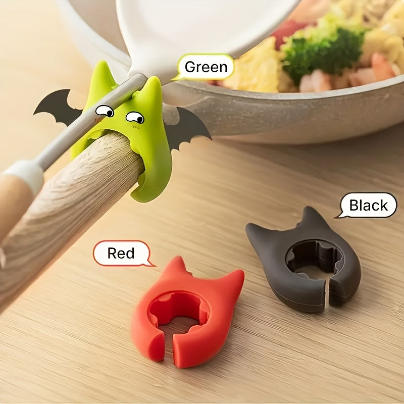 3pcs-Black-Green-Red Kitchen Silicone Pots and Pantry Set, Non-stick Scraper with Wooden Handle and Perforated Flipper, Silicone Shelving Spoon Holder, Cooking & Baking Tools, Home Kitchen Accessories.