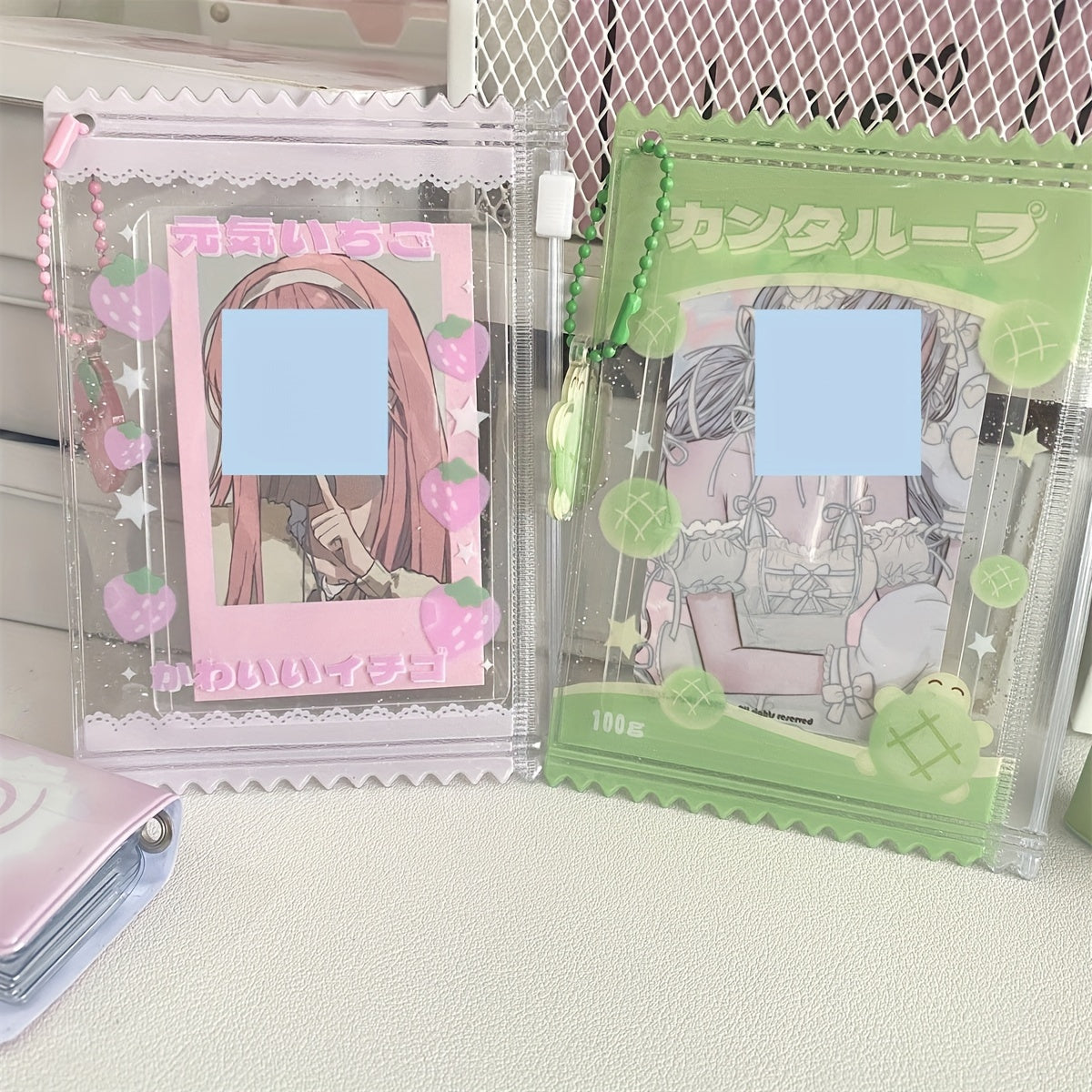 Photo Card Holder - Adorable Four Leaf Clover Sweet Bag 1pc PVC Mini Pouch with Pendant And Bead Chain - Photocard Holder Keychain