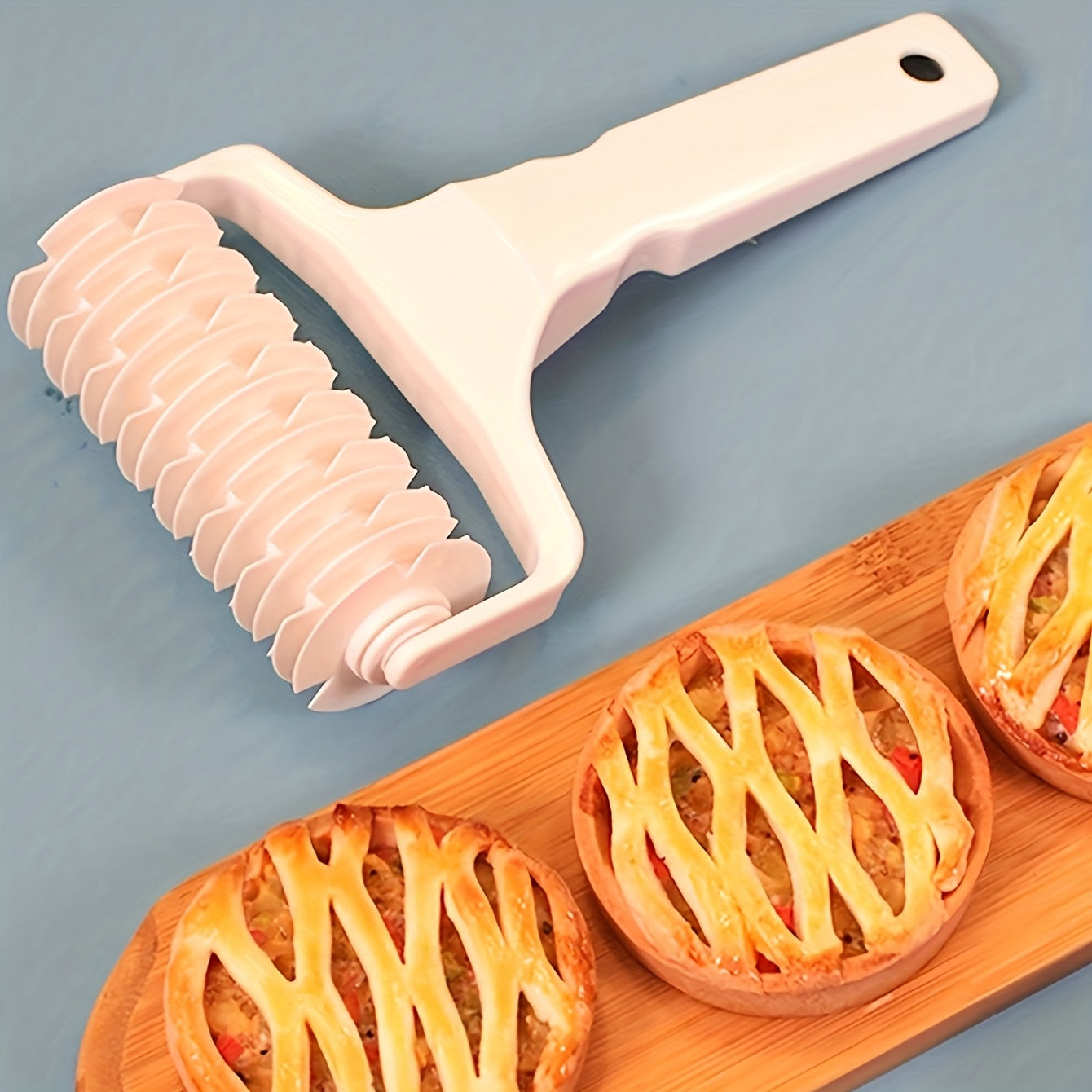 1pc Premium Plastic Dough Roller and Cutter with Biscuit and Pizza Wire Cutter and Rolling Pin, Ideal for Homemade Cookies and Pizzas, Baking Tools