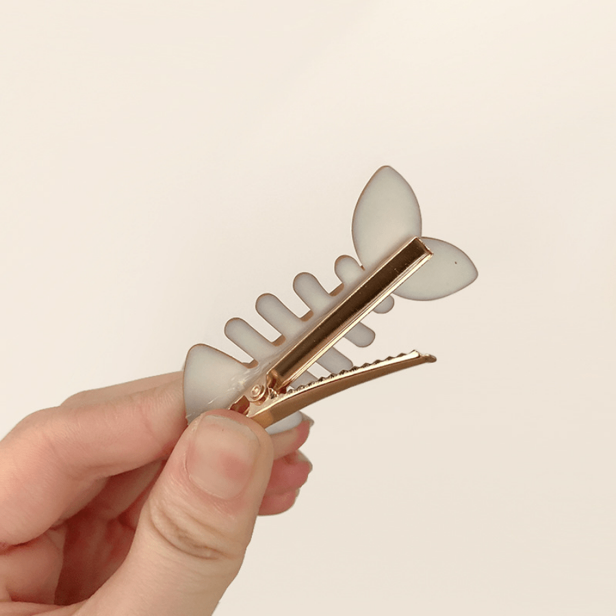 Simple Milk Tea Color Fishbone Hairpin Girl Cute Bangs Barrettes Sweet Side Hairgrips Temperament Duckbill Clip Hair Accessories