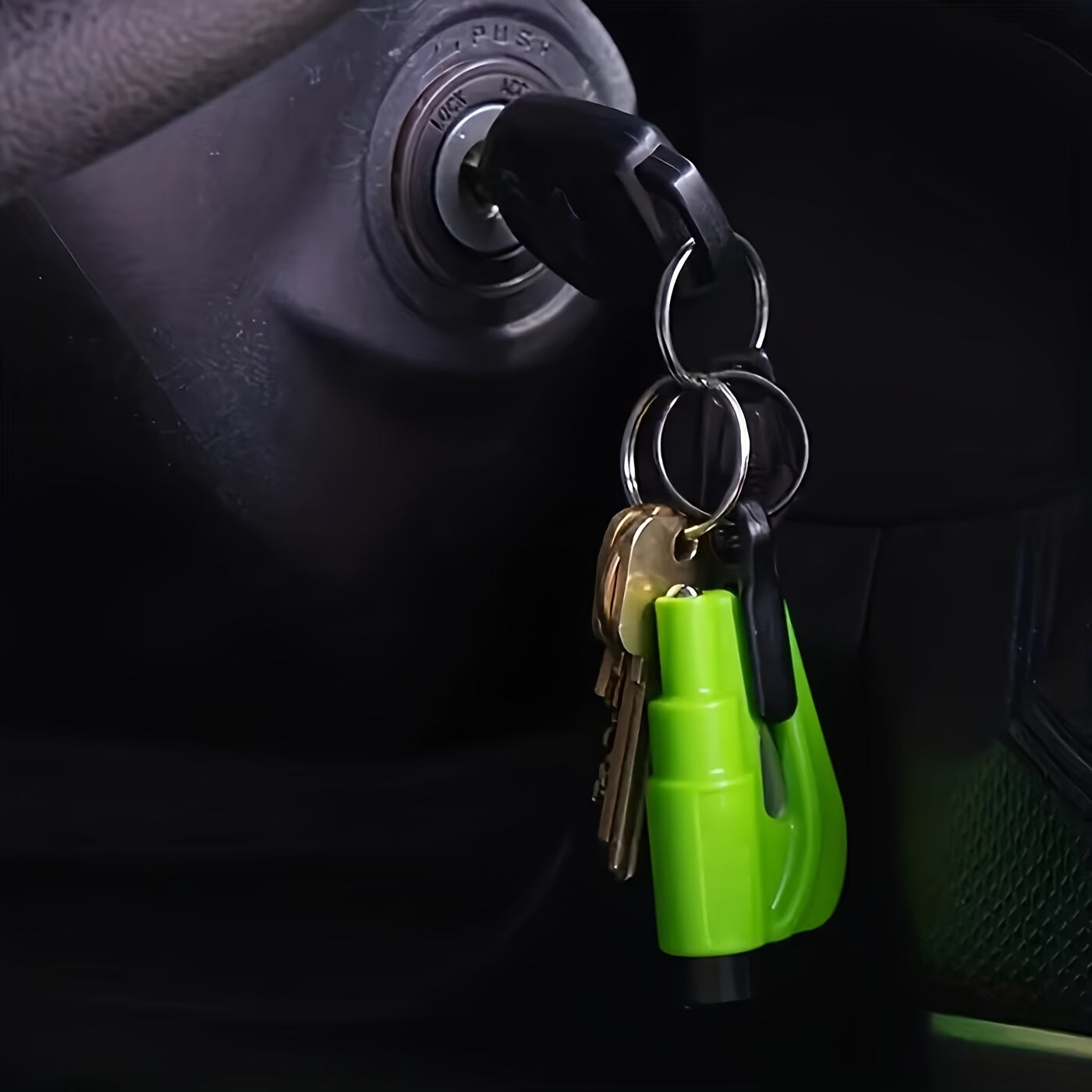 2-in-1 Emergency Rescue Master - Safety Belt Cutter and Window Breaker with Durable Metal Hammer for Quick Escape - Essential Life-Saving Tool for Vehicle Emergencies