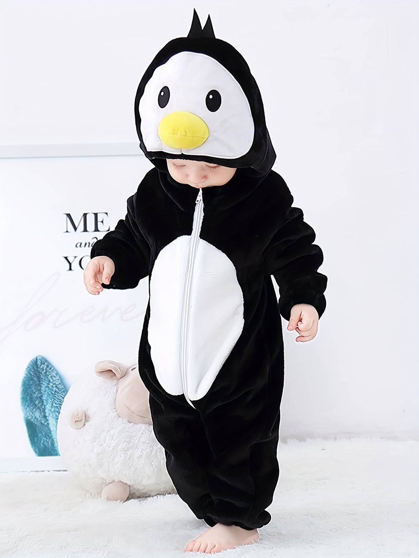 [Cute Penguin Onesie] DEBAIJIA Cute Cartoon Penguin Onesie - Unisex Baby Hooded Bodysuit.