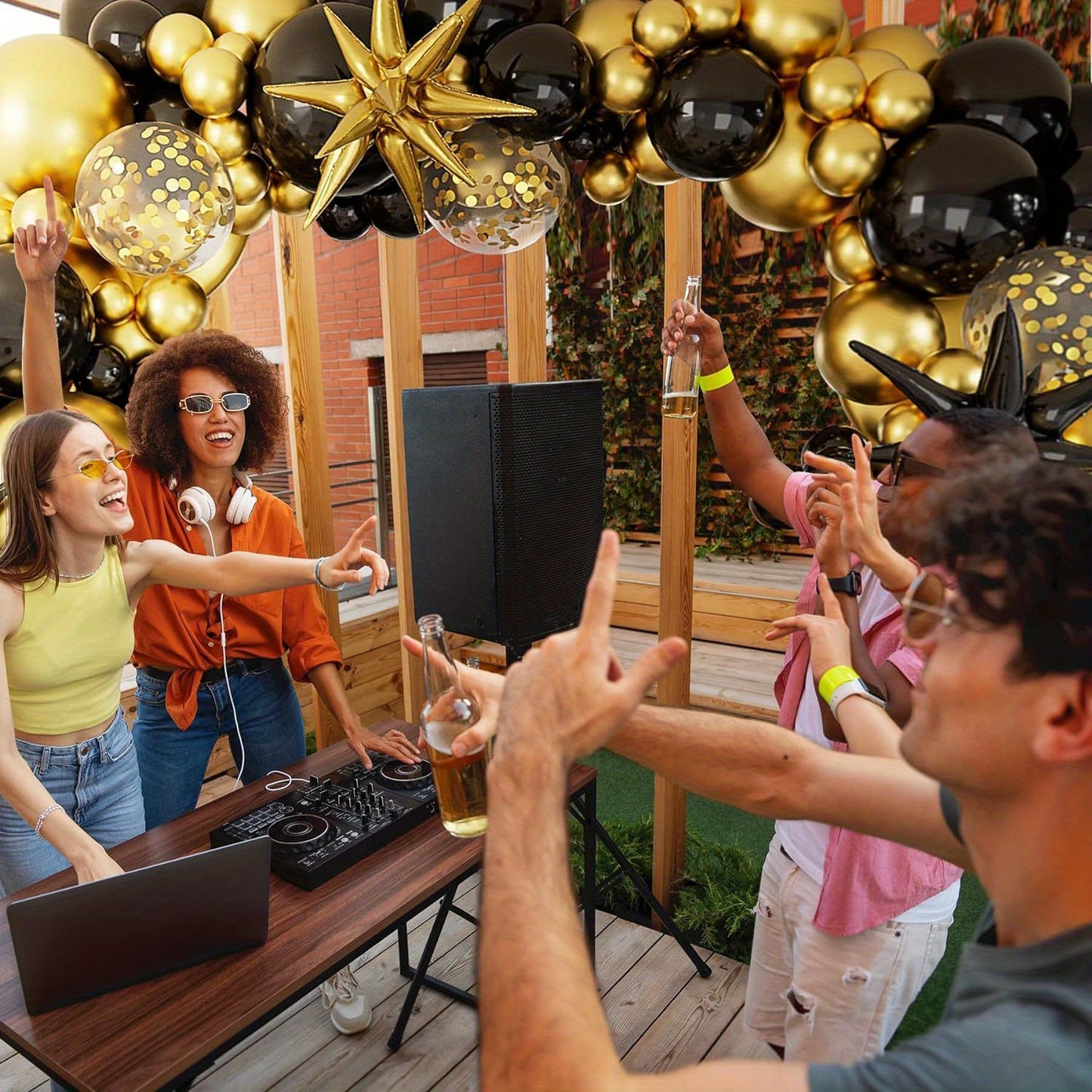147pcs Black & Golden Balloon Arch Kit, Starburst Aluminum Film Balloons, Versatile Party Decor for Weddings, Birthdays, Anniversaries, Graduations, All Seasons Celebrations, No Electricity Needed