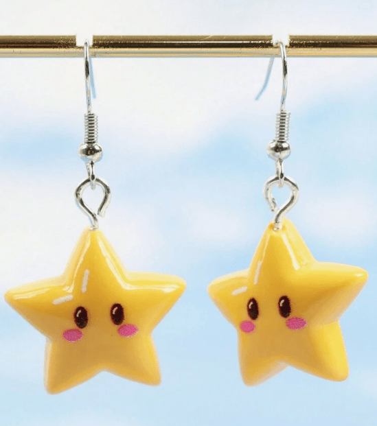 [Cute Star Pendant Daily Wear] 1 pair of cute and fun star pendant earrings, neutral style, a gift for friends, party accessories, suitable for daily use, play, and party wear