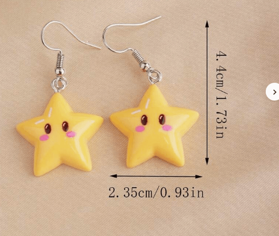 [Cute Star Pendant Daily Wear] 1 pair of cute and fun star pendant earrings, neutral style, a gift for friends, party accessories, suitable for daily use, play, and party wear