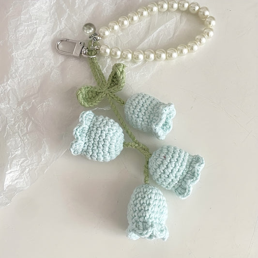 1pc Handmade Crochet Lily of the Valley Keychain with Pearl Chain – Boho Style Bag Charm, Decorative Pendant for Backpacks or Bags, Unique Birthday Gift or Party Favor, 22cm (8.66 inches) Length, Floral Design in Pastel Col