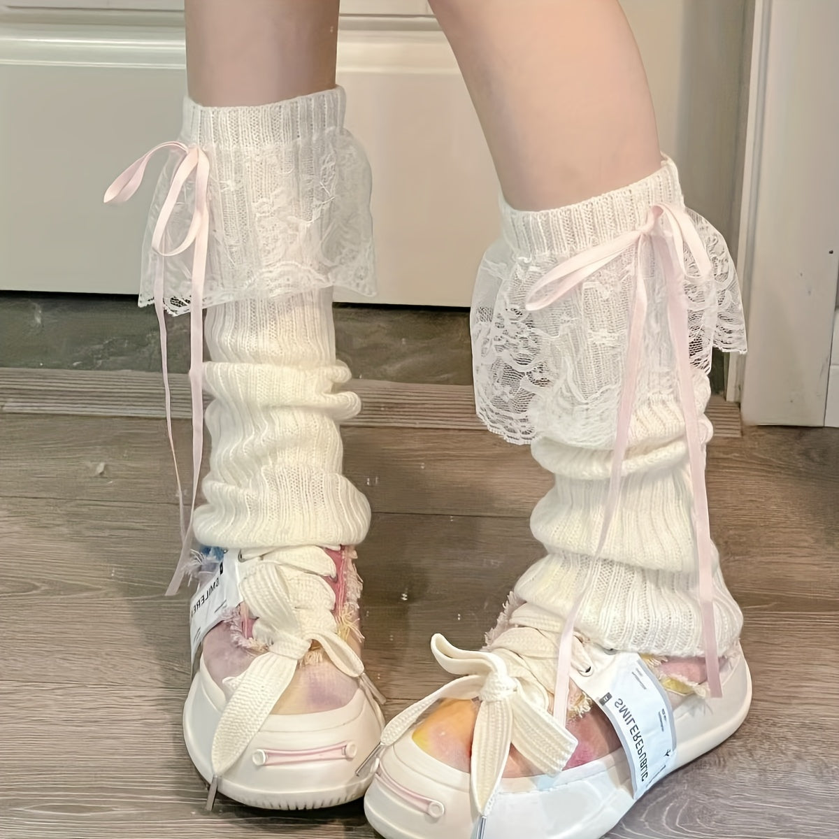 1 Pair Women's Lace Trim Sock Boot Covers with Bow Detail - Black Ankle-Length Elastic Stretchers for Fall Winter, Machine Washable & Dry Cleanable, Versatile for Jeans Skirts Dresses, Fashion Socks, Seasonal Footwear, Femini