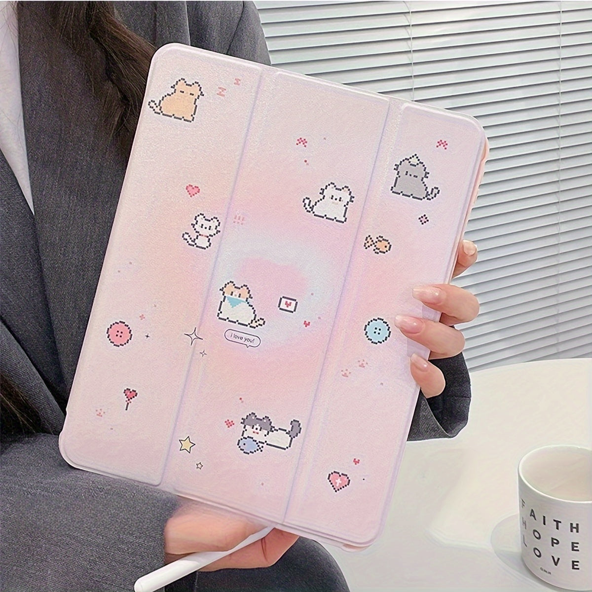 Electroplated Mirror Pink Pixel Small Animal Two-in-one Three-fold Tablet Stand Suitable for iPad Protective Case 10.2/Air4/Air5/Pro11/10th/10.9/9.7