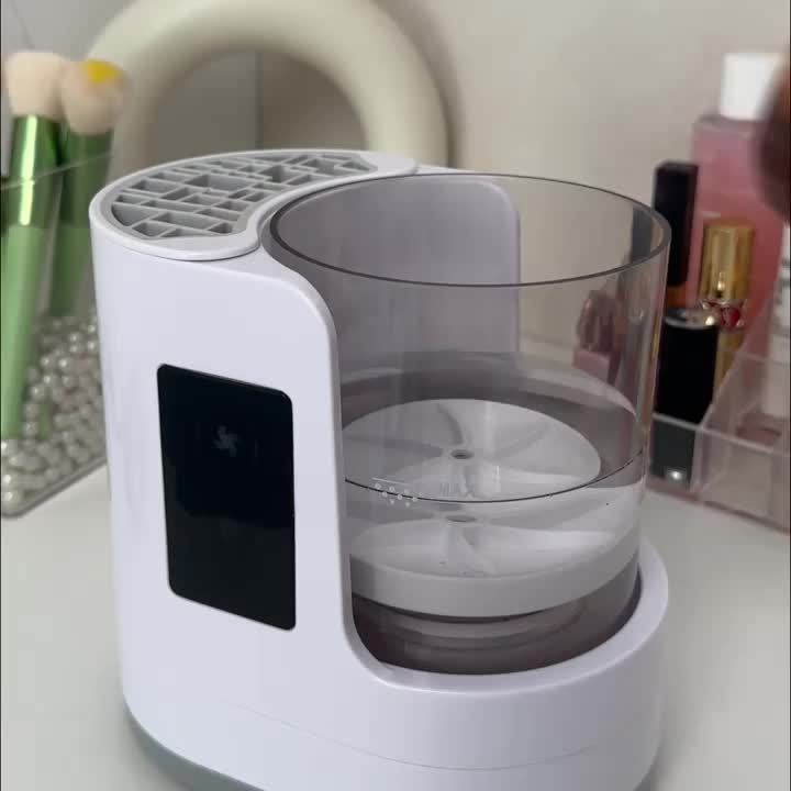 Upgraded Electric Makeup Brush Cleaner, a Tool for Washing Makeup Brushes, Powered by USB, Featuring a Combined Drying And Cleaning Function, with 5 Adjustable Settings, Including 2-Hour And 5-Hour Timer Modes, Making It a Pe