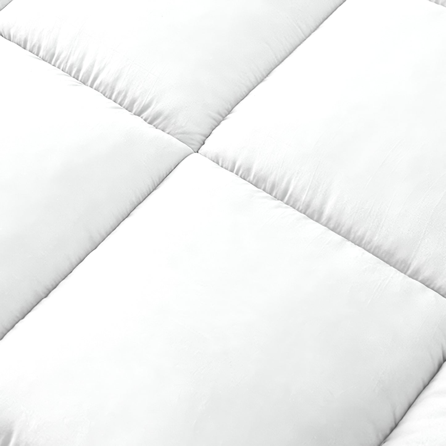 Hotel Quality Mattress Topper 10cm / 4 inch Thick Filling with Elasticated Straps in Single, Small Double (4Ft), Double, King, Super King Size
