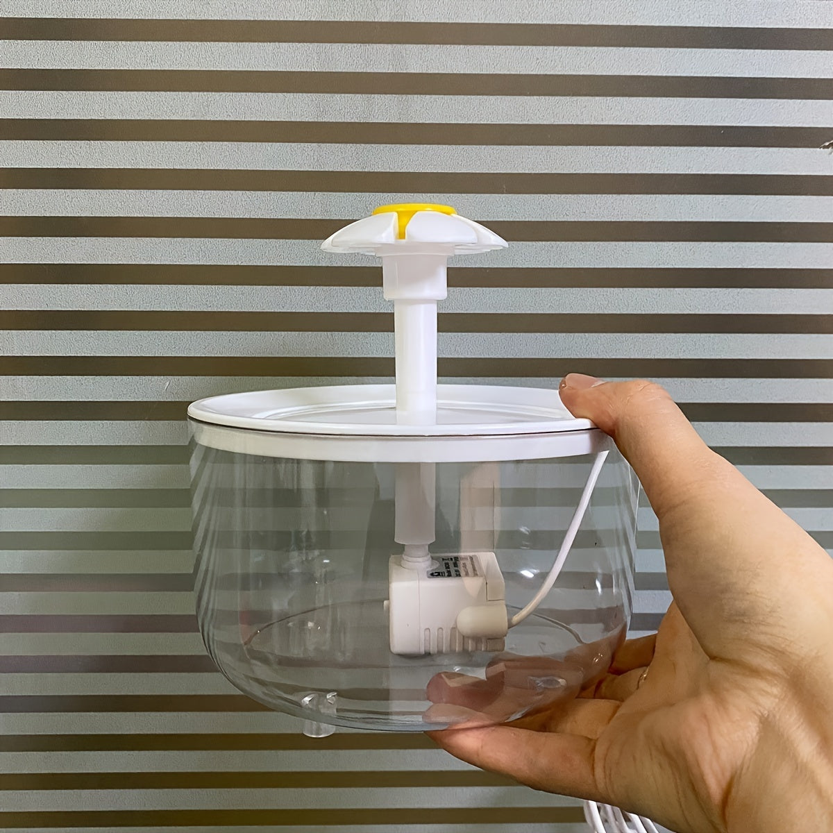 [1pc Quiet Fountain] 1pc Whisper Quiet Pet Water Fountain, 1.5L Usb-Powered | Automatic Circulation, Easy Clean Design for Cats & Small Pets, No Battery Required