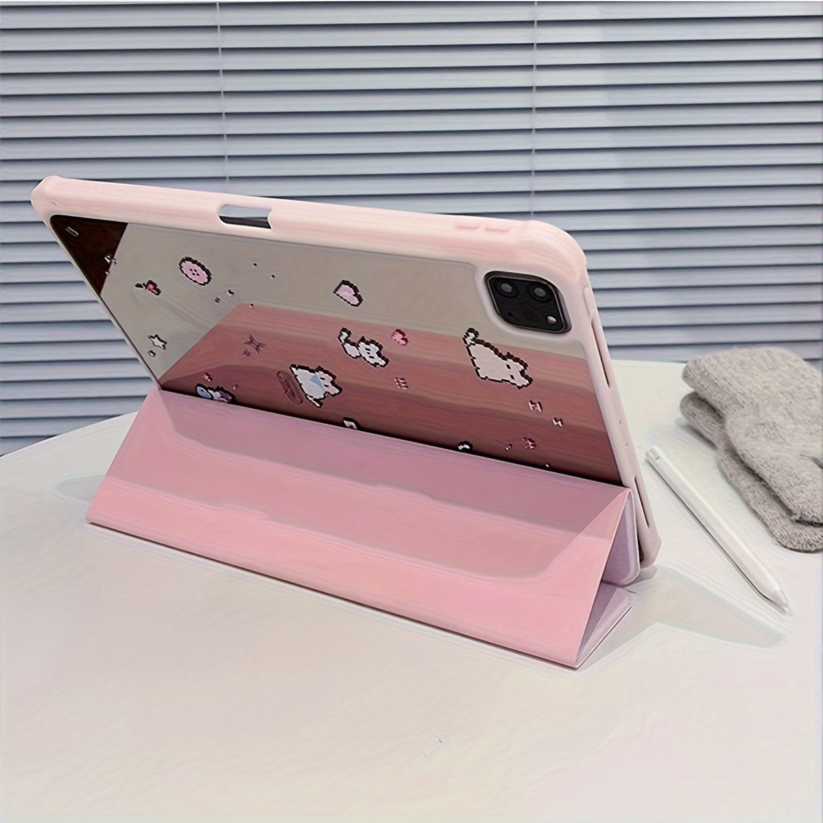 Electroplated Mirror Pink Pixel Small Animal Two-in-one Three-fold Tablet Stand Suitable for iPad Protective Case 10.2/Air4/Air5/Pro11/10th/10.9/9.7