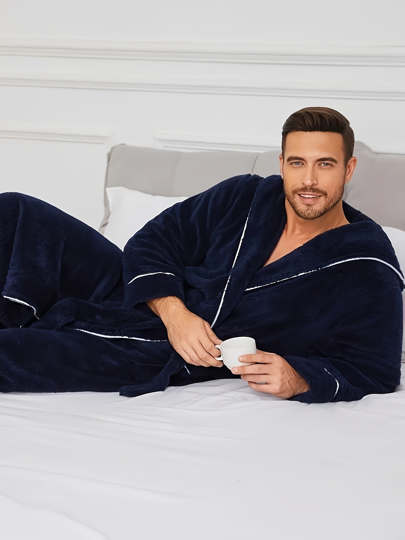 Luxurious Men's Black Fleece Bathrobe with Colour-Block Design. - Soft, Comfortable Long Sleeve Hooded Robe with Belt Detail, Machine Washable.