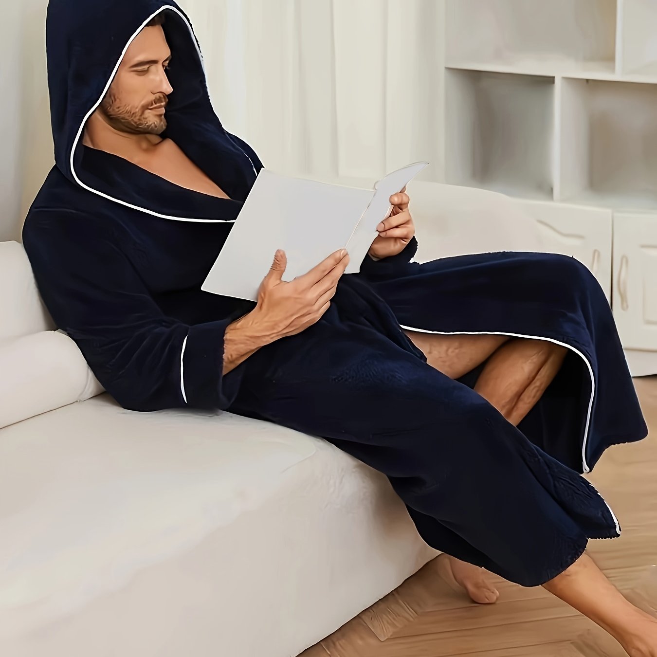 Luxurious Men's Black Fleece Bathrobe with Colour-Block Design. - Soft, Comfortable Long Sleeve Hooded Robe with Belt Detail, Machine Washable.