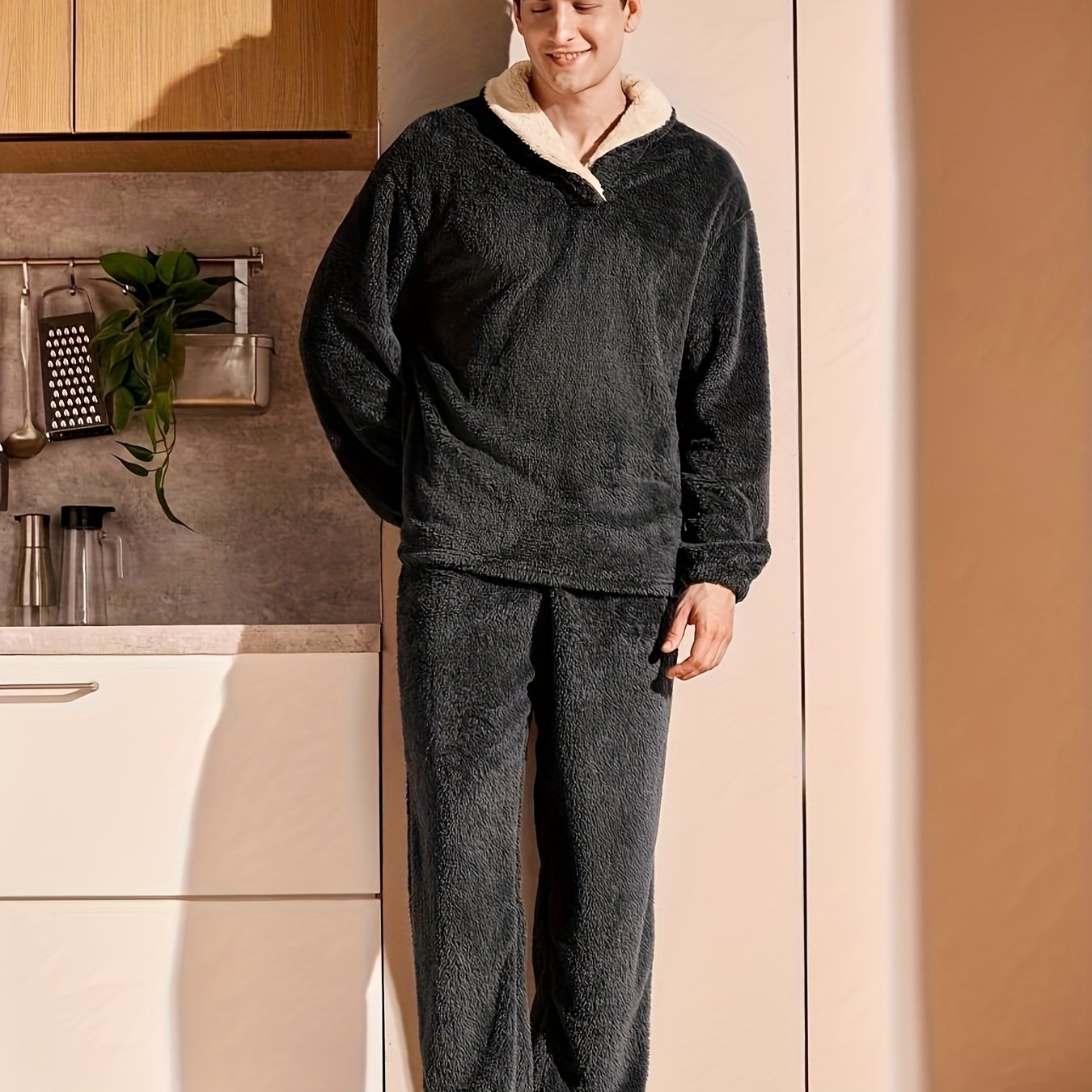 Men's 2pcs Winter Pajama Set - Heavy-Duty Coral Full-Zip Lounge Wear, Soft Thermal Long Sleeve Pajamas with Pants & Top.