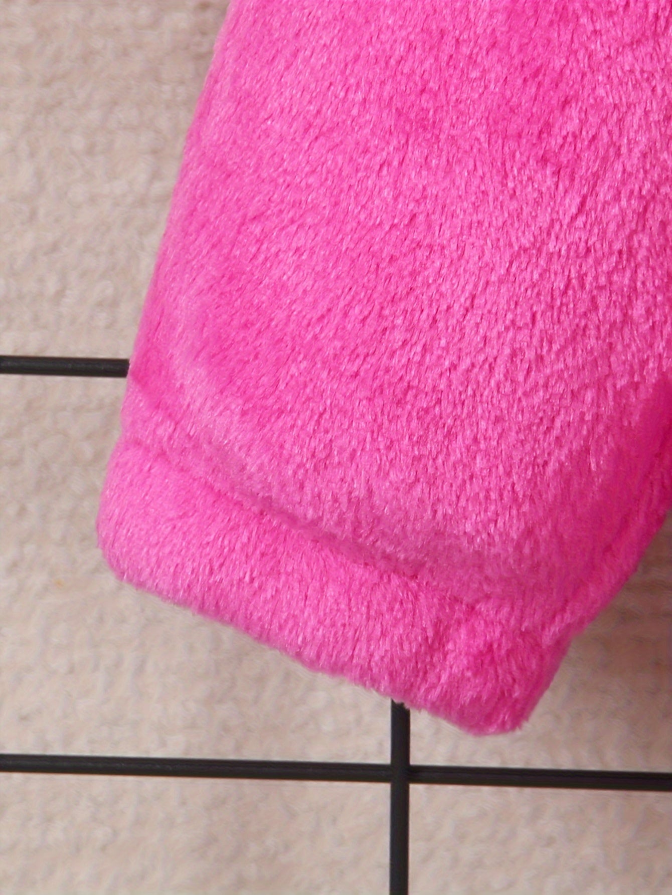 Girls' Fashion Solid Color Hooded Pocket Bear Double