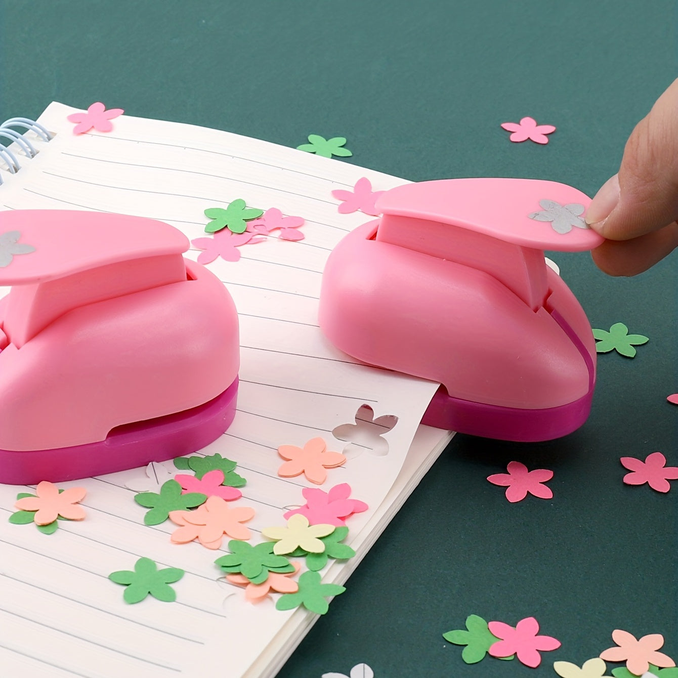 [1pc DIY Embossing] Pink 1pc DIY Embossing Machine | Educational Craft Tool with Flower & Butterfly Designs, Plastic/Metal, Ideal for Handmade Projects & School Activities for Youngsters