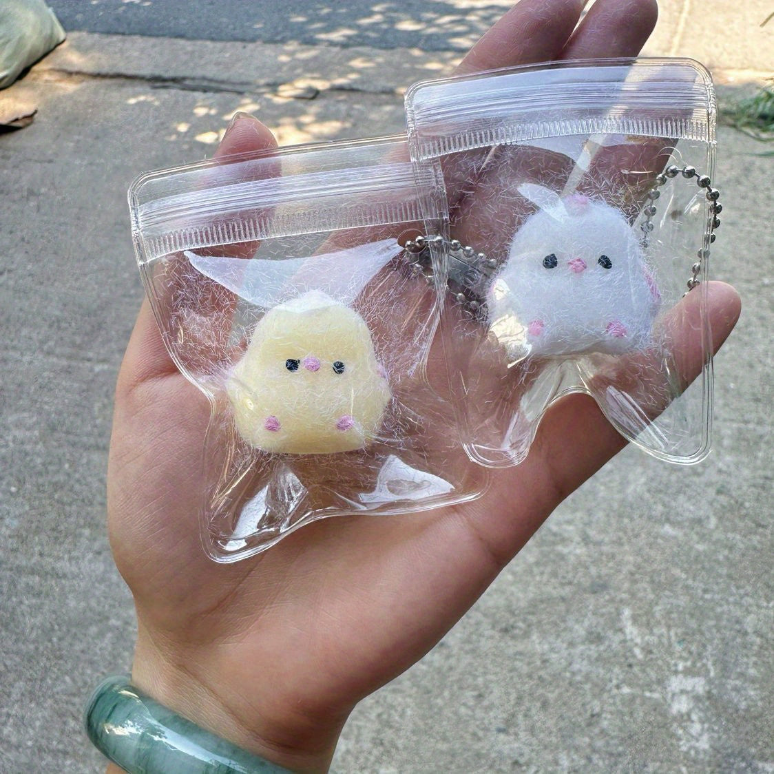1pc Plastic Cute Chick with Decorative Pendant - Jewelry Pendant for Young People, Suitable for Hanging on Purses, School Bags And Key Chains