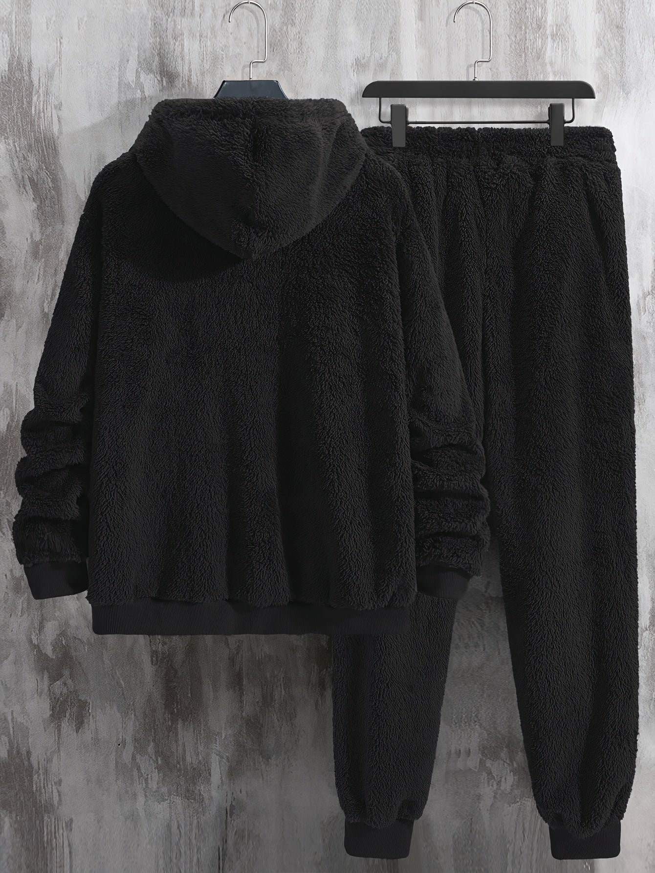 Black Men's 2pcs Winter Warmth Oversized Hooded Sweatsuit & Drawstring Joggers Set.