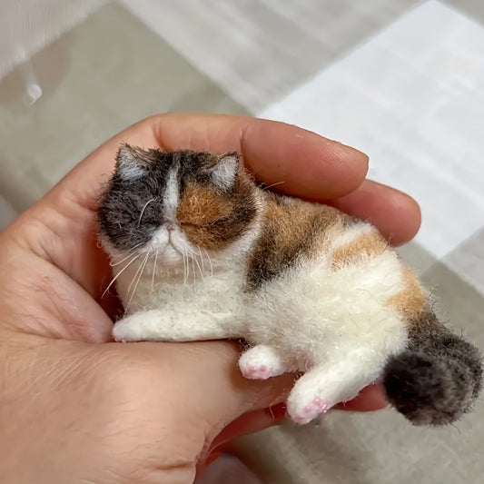 Note: DIY Material Pack Cat Needle Felting Handmade DIY Tool Kit, for Beginners and Adults, Unique Animal Felt Tool Kit, Including Handmade Needles, Needle Pads, Matching Color Felt and Instructions