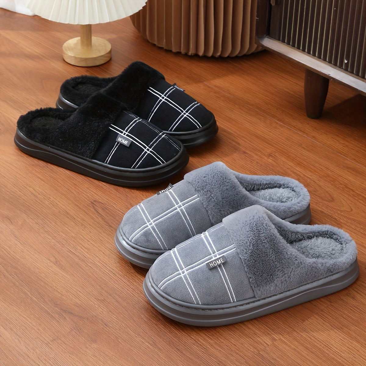 Pair of Winter Warm Men's Oversized Slippers for Home UseSuitable for men & women