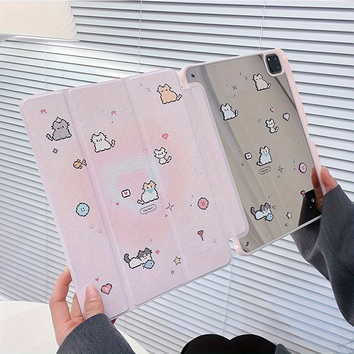 Electroplated Mirror Pink Pixel Small Animal Two-in-one Three-fold Tablet Stand Suitable for iPad Protective Case 10.2/Air4/Air5/Pro11/10th/10.9/9.7