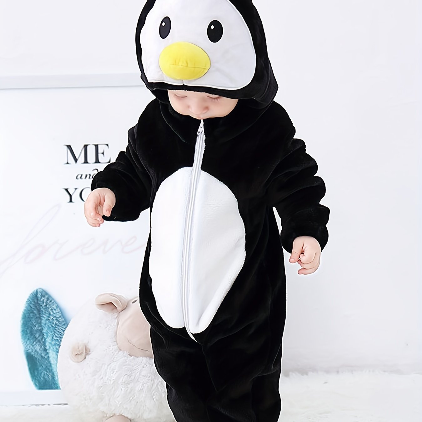 [Cute Penguin Onesie] DEBAIJIA Cute Cartoon Penguin Onesie - Unisex Baby Hooded Bodysuit.