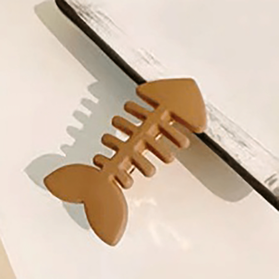 Simple Milk Tea Color Fishbone Hairpin Girl Cute Bangs Barrettes Sweet Side Hairgrips Temperament Duckbill Clip Hair Accessories