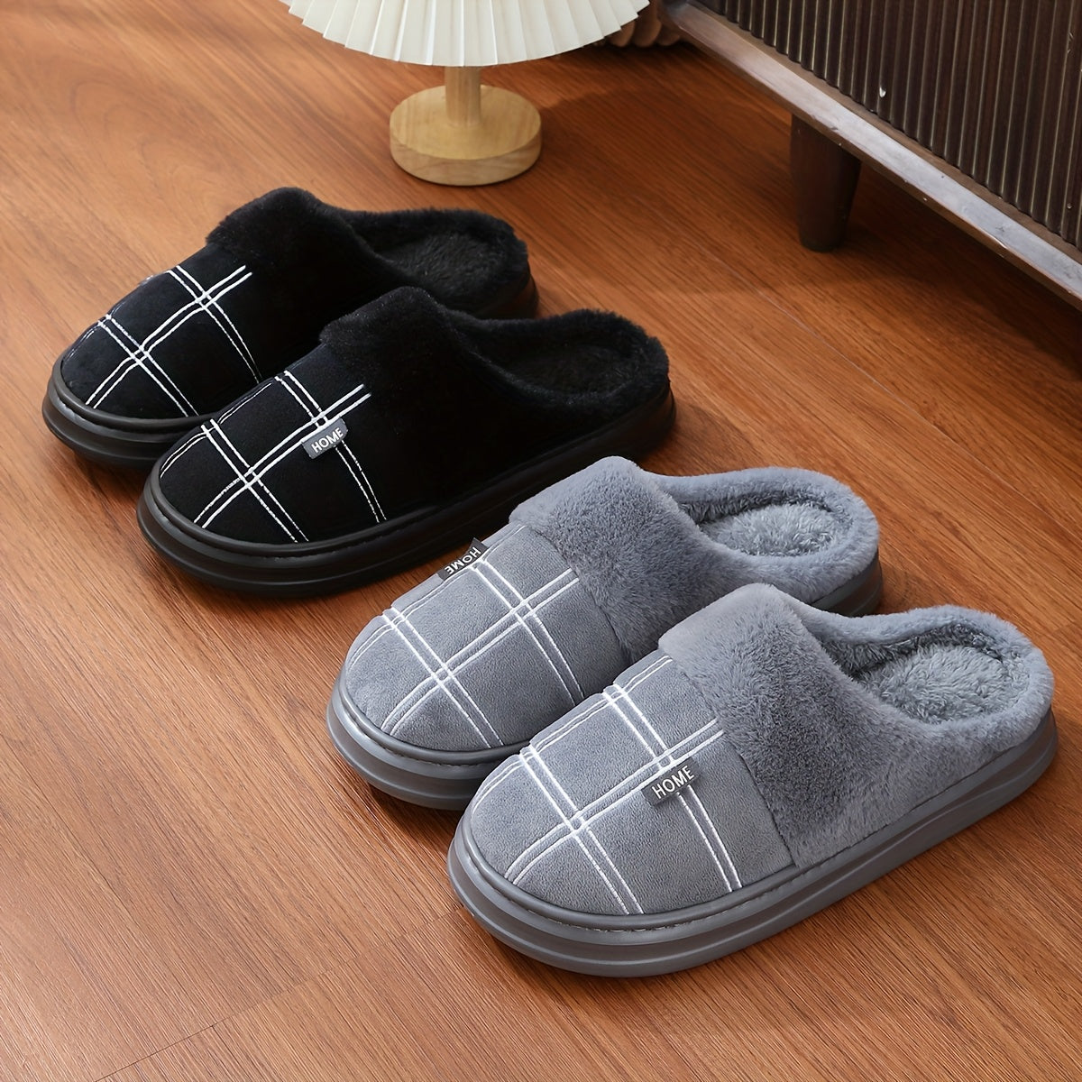 Pair of Winter Warm Men's Oversized Slippers for Home UseSuitable for men & women