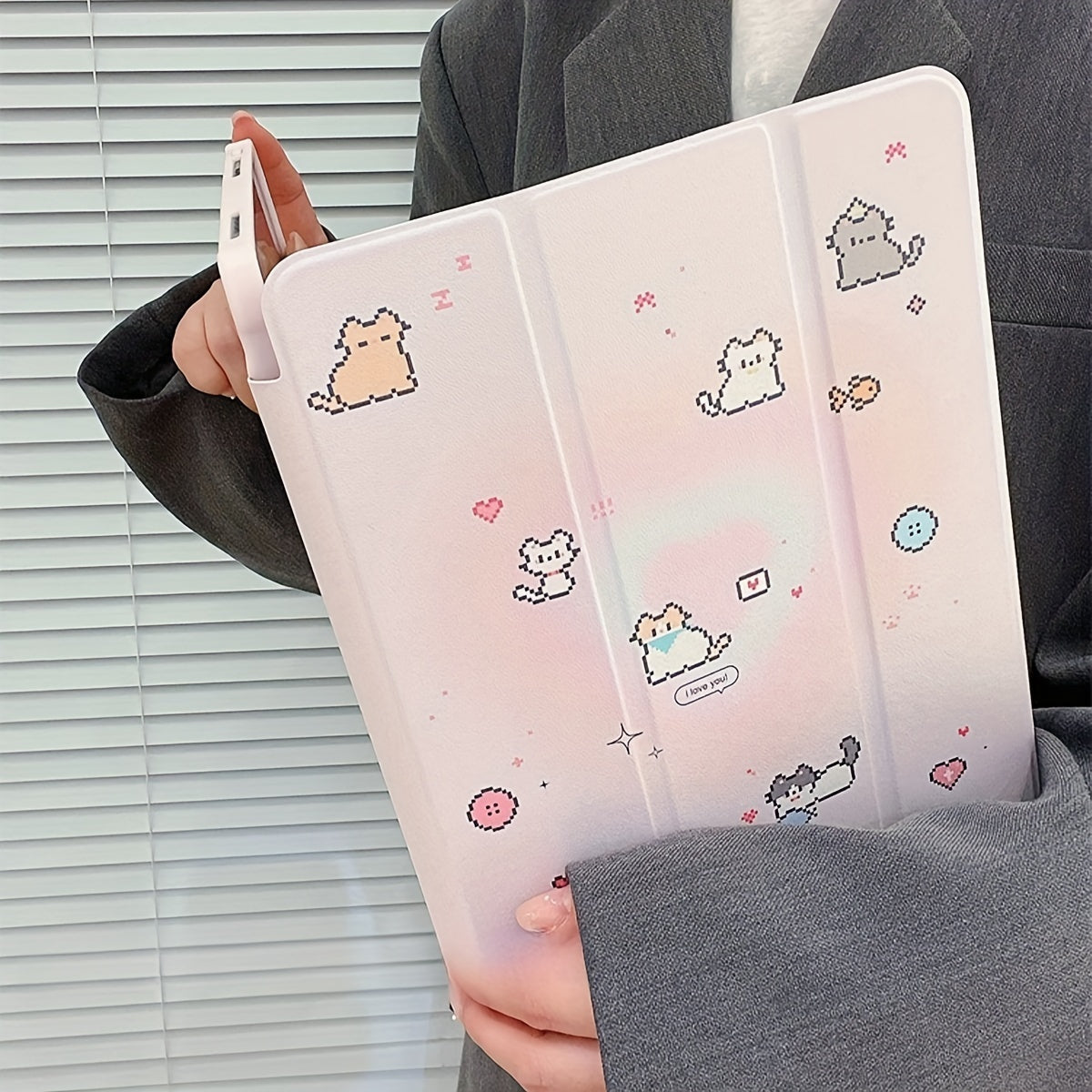 Electroplated Mirror Pink Pixel Small Animal Two-in-one Three-fold Tablet Stand Suitable for iPad Protective Case 10.2/Air4/Air5/Pro11/10th/10.9/9.7